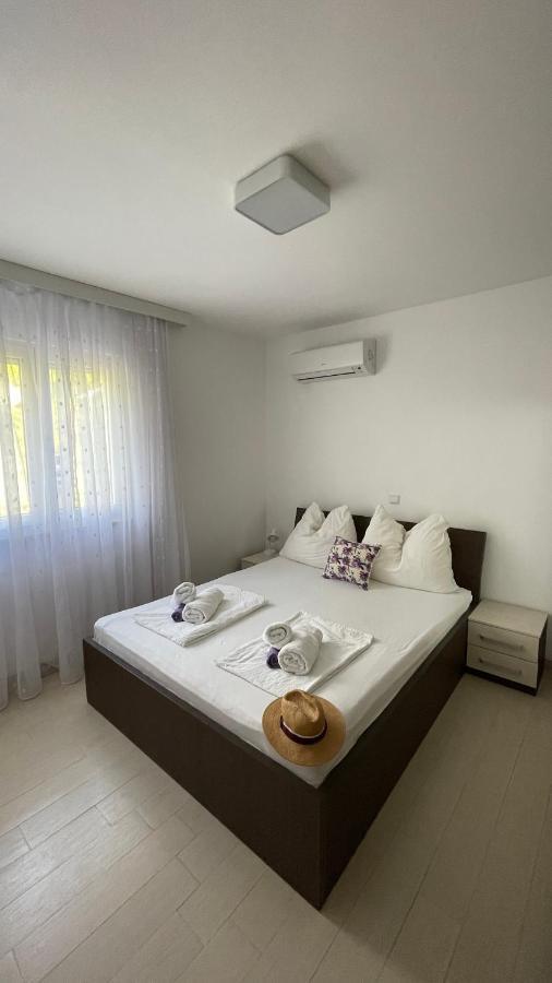 Lavanda Apartments Baška Voda Kültér fotó