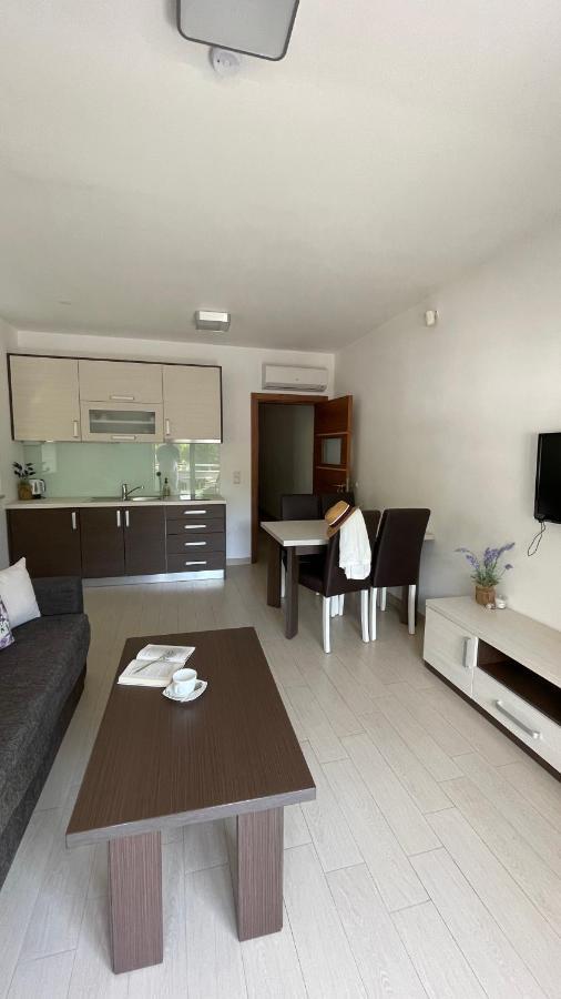Lavanda Apartments Baška Voda Kültér fotó
