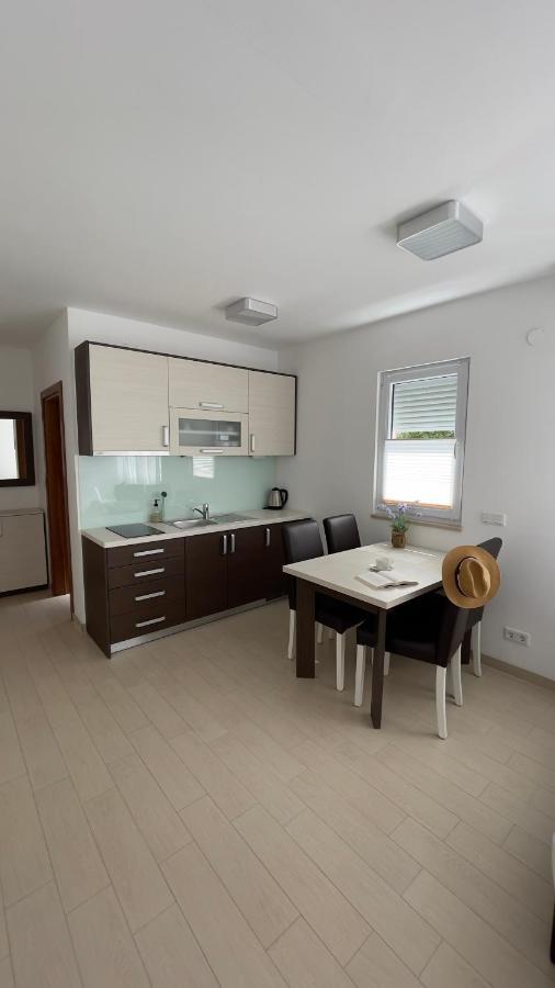 Lavanda Apartments Baška Voda Kültér fotó