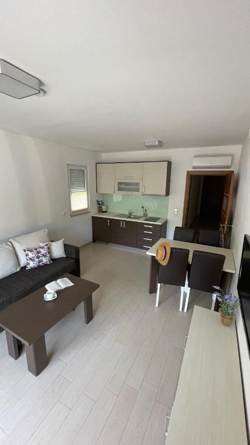 Lavanda Apartments Baška Voda Kültér fotó