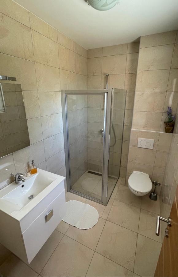 Lavanda Apartments Baška Voda Kültér fotó