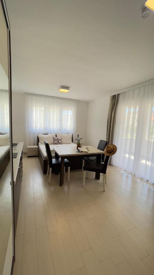 Lavanda Apartments Baška Voda Kültér fotó