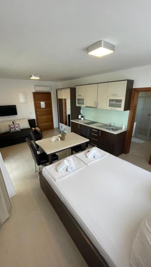 Lavanda Apartments Baška Voda Kültér fotó